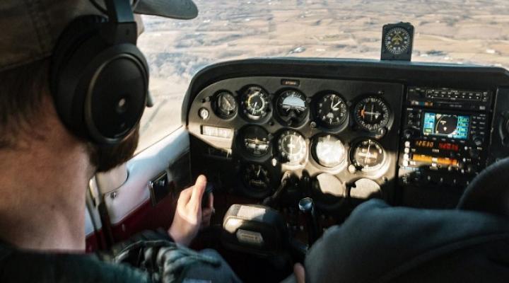 Lot samolotem general aviation, fot. źródło dlapilota_pl