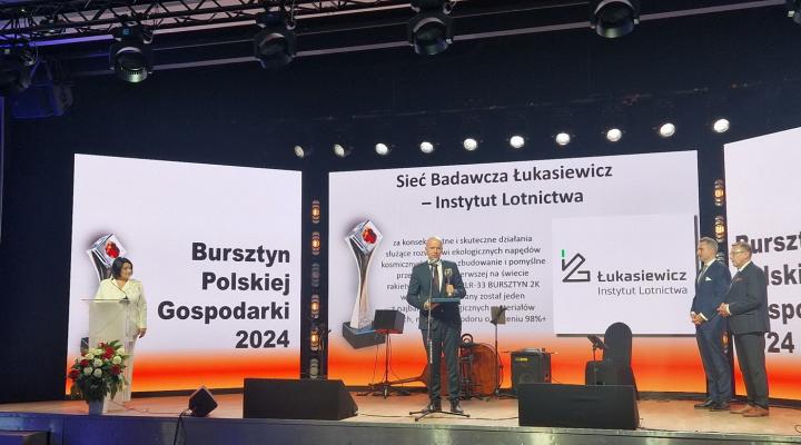 Łukasiewicz-Instytut Lotnictwa wyróżniony nagrodą 'Bursztyn Polskiej Gospodarki 2024' (fot. Łukasiewicz-Instytut Lotnictwa)