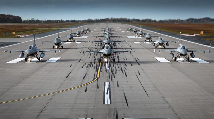 31 BLT upamiętniła rocznicę przylotu pierwszych F-16 do Polski (fot. 31 Baza Lotnictwa Taktycznego)