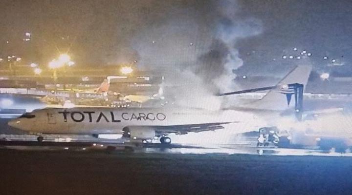 Pożar B738 linii Total, fot. avherald