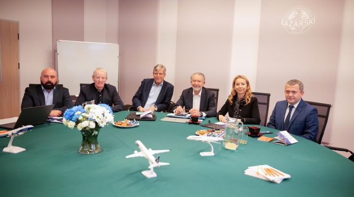 Spotkanie Rady Doradczej ds. kierunków lotniczych działająca przy Lazarski Aviation Academy (fot. Uczelnia Łazarskiego)