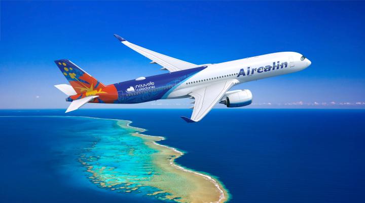 A350-900 w barwach linii Aircalin w locie (fot. Airbus)