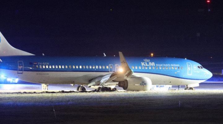 B738 KLM po wypadnięciu z pasa na lotnisku OSL-Torp, fot. avherald