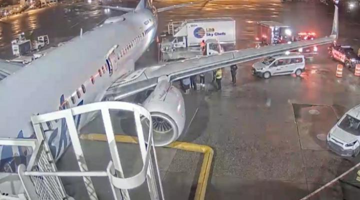 B739 Alaska Airlines, fot. nypost