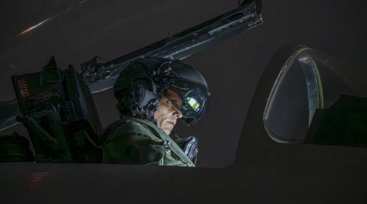 Striker II HMD - najnowocześniejszy hełm pilota myśliwca (fot. eurofighter.com)