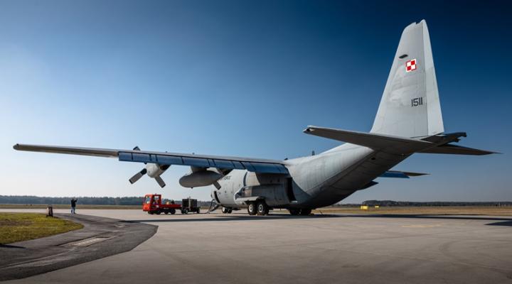 C-130 Hercules na lotnisku (fot. 33. Powidzka Baza Lotnictwa Transportowego)
