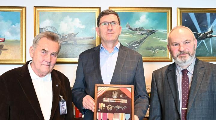 Pamiątka po Jerzym Rudlickim - nowy nabytek Muzeum Lotnictwa Polskiego (fot. Muzeum Lotnictwa Polskiego)