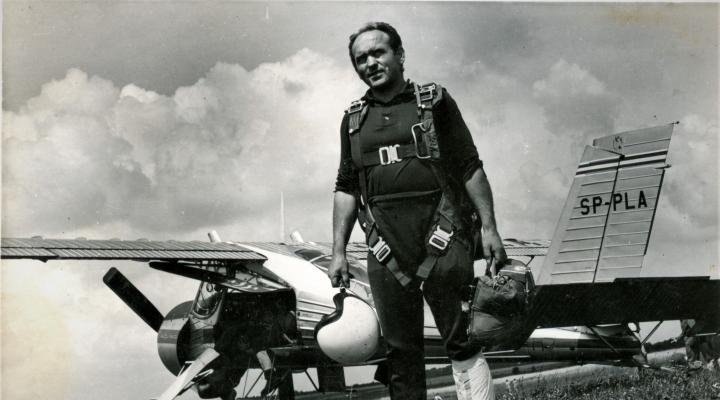 Bogdan Porębski, Spadochronowe Mistrzostwa Pomorza, Inowrocław 1974 r. (fot. arch. K. Wojciech Chudziński)