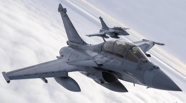 Francuskie myśliwce Rafale w locie (fot. defense.gouv.fr)