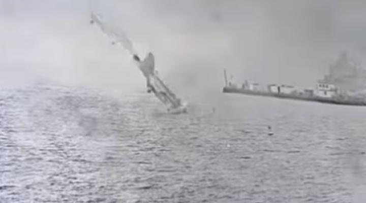 Katastrofa myśliwca w Zatoce San Diego, fot. latesfly