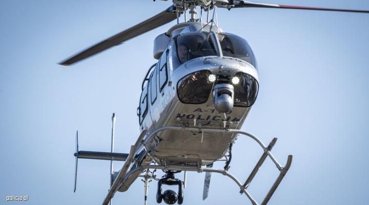 Bell 407GXi - widok z przodu z bliska (fot. mł. asp. Piotr Pawłowski KWP w Gdańsku)