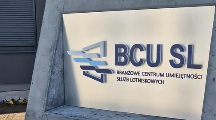 Branżowe Centrum Umiejętności Służb Lotniskowych (fot. Szkoły im. 72 Pułku Piechoty w Radomiu ZDZ, Facebook)