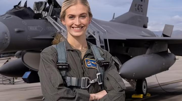 Kobieta pilot w US Air Force, fot. daily mail