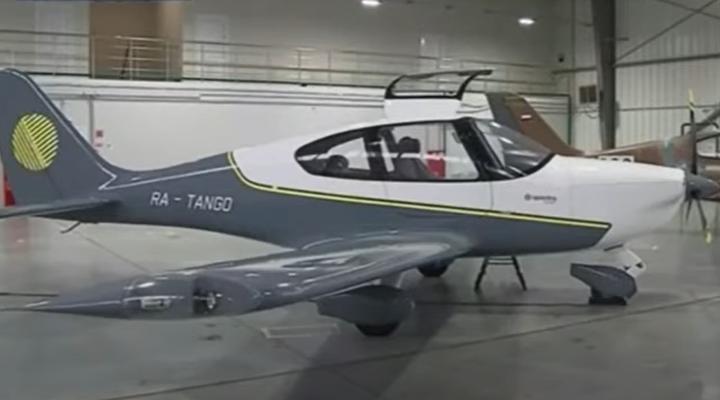 Samolot szkoleniowy Tango Light Trainer firmy S7 Aero otrzymuje rosyjski silnik APD-520 (fot. kadr z filmu na youtube.com)
