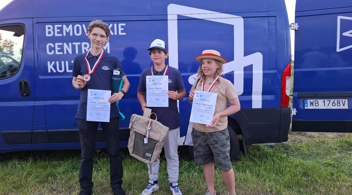 Młodzi Modelarze-Lotnicy na Start - podium w kategorii F3J-M (fot. Aeroklub Warszawski)