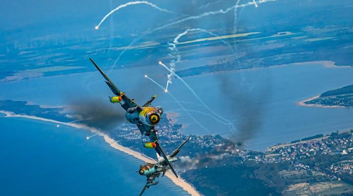 Su-22 w locie (fot. st. sierż. Rafał Samluk, Combat Camera)