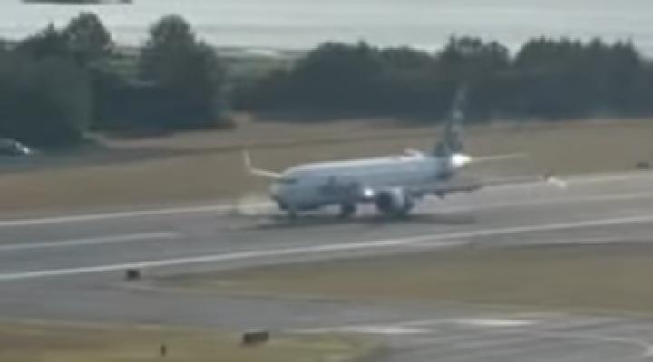 Incydent B737 MAX 8 Alaska Airlines, fot. kadr youtube