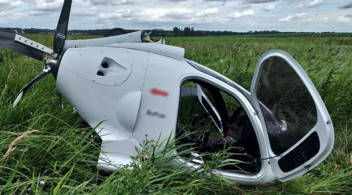 Miejsce wypadku wiatrakowca Aviation Artur Trendak Taifun w Żerominie (fot. KPP Łódź Wschód)