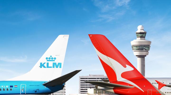 Samoloty KLM i Qantas na lotnisku (fot. Air France-KLM)