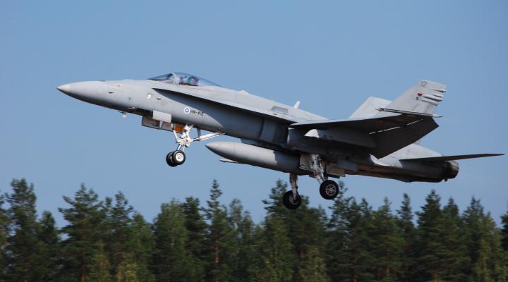 F-18 Hornet Fińskich Sił Powietrznych (fot. David Smith, CC BY 2.0, Wikimedia Commons)