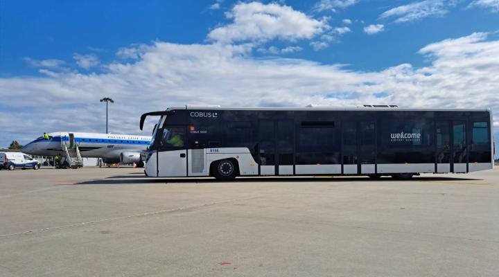 Nowe autobusy na Lotnisku Chopina (fot. WELCOME Airport Services)