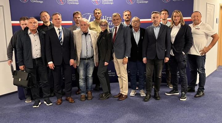 Inauguracyjne spotkanie Inauguracyjne spotkanie Zespołu ds. Polskiego Sektora Urządzeń Latających