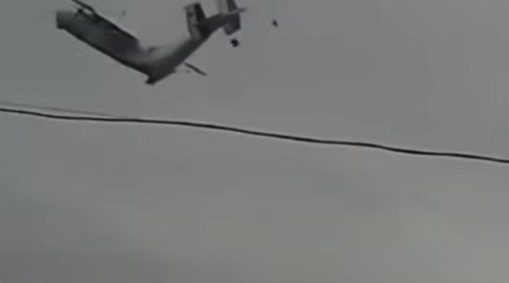 Moment katastrofy An-22, fot. kadr youtube