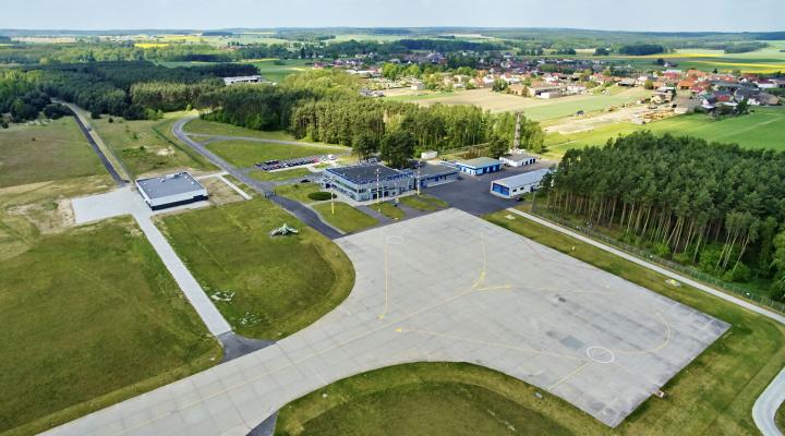 Lotnisko Zielona Góra-Babimost - widok z góry (fot. lotnisko.lubuskie.pl)