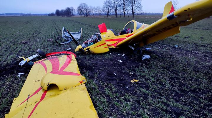 Samolot SportStar RTC w miejscu awaryjnego lądowania (fot. PKBWL)