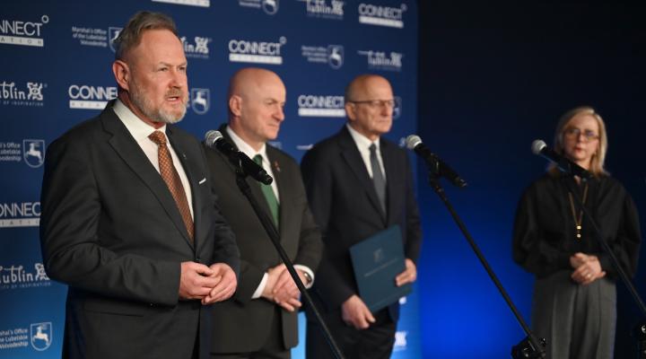 Briefing inicjujący Connect Aviation 2026 w Lublinie - przemawia prezes Portu Lotniczego Lublin Dariusz Krzowski (fot. Jacek Gański, Port Lotniczy Lublin)