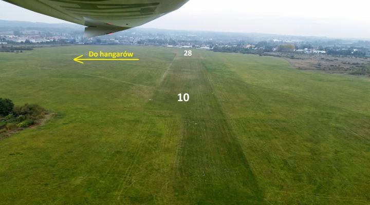 Lotnisko Elbląg (fot. TadeuszCz, lotniska.dlapilota.pl)