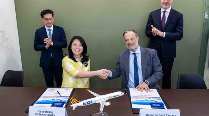Podpisanie umowy Tigerair Taiwan z Airbusem, fot. Airbus