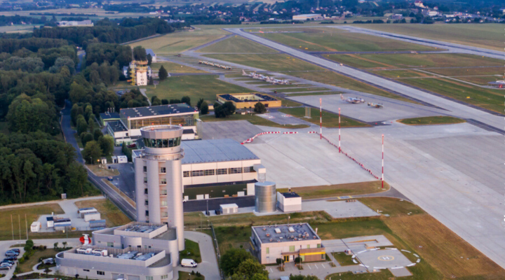 Port Lotniczy Kraków - widok z góry (fot. Kraków Airport)