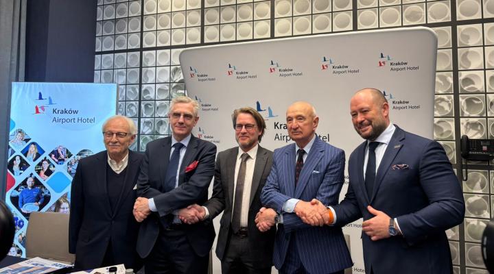 Podpisano list intencyjny między Krakow Airport Hotel a grupą Accor (fot. Kraków Airport)