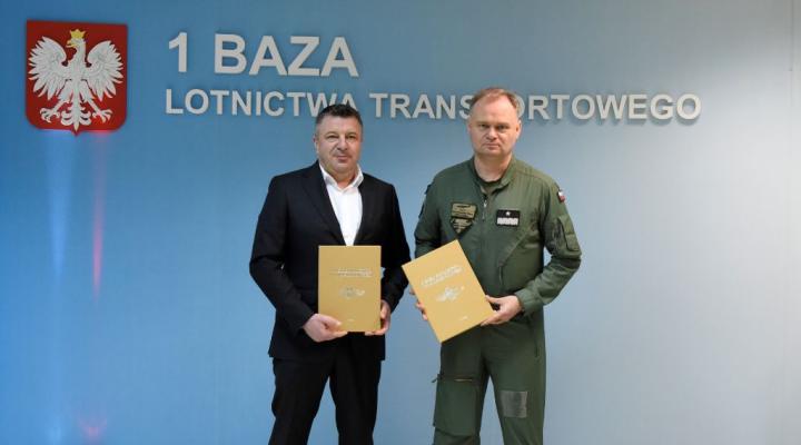 Podpisano porozumienie dot. koordynacji działań lotniczych i medycznych podczas akcji ewakuacyjnych (fot. 1 Baza Lotnictwa Transportowego)