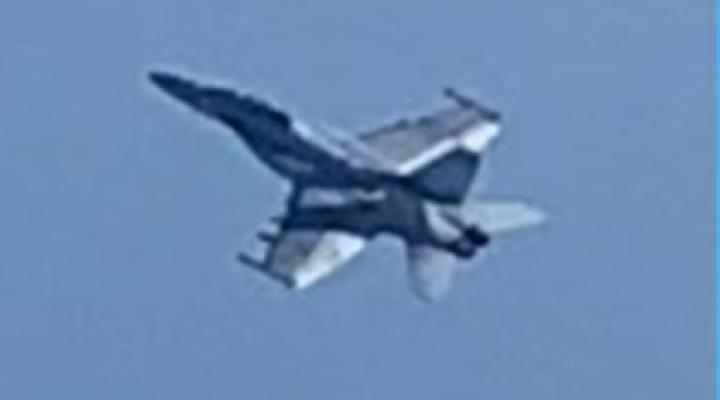 Przechwycenie Pipera przez F-18, fot. kadr youtube