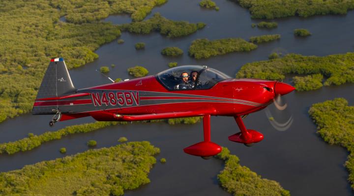 Samolot Integral R, fot. James Darcy, źródło_Aura_Aero