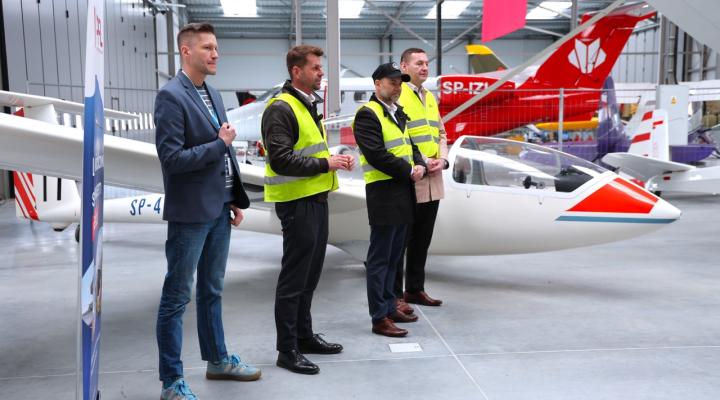 Szybowiec Grob G103 Twin Astir Trainer oddany do dyspozycji mieleckiej klasy lotniczej (fot. UM Mielec)