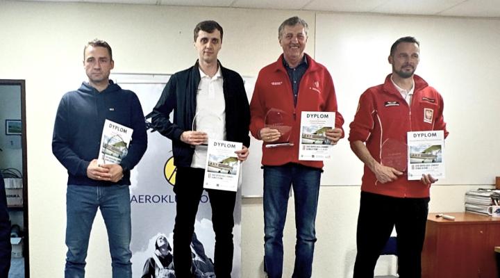 2. Ogólnopolskie Zawody Samolotowe im. Witolda Świadka - podium (fot. Aeroklub Częstochowski)