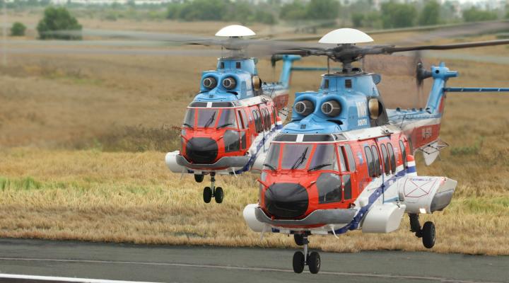 Dwa śmigłowce Airbus H225 należące do VNH South (fot. Southern Vietnam Helicopter Company)