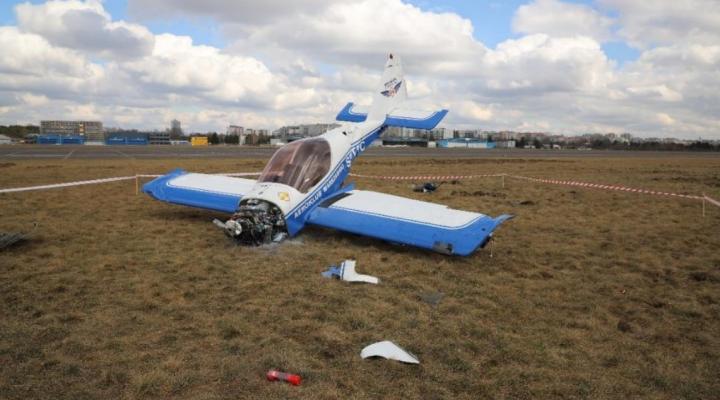 Samolot AT-3 SP-TPC po lądowaniu na lotnisku EPBC (fot. PKBWL)