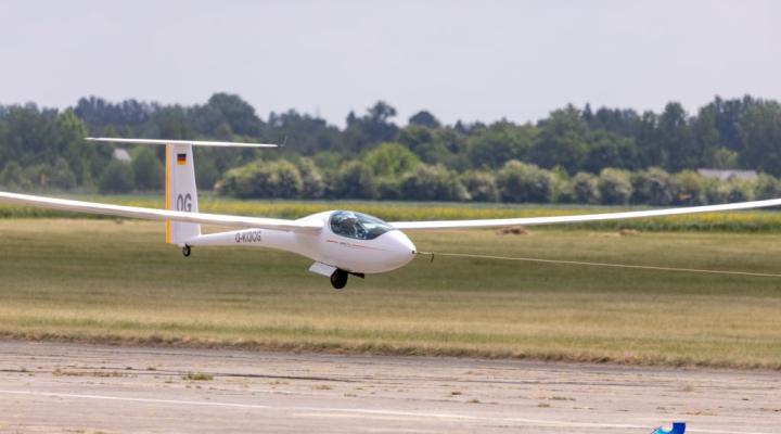 40. Szybowcowe Mistrzostwa Świata FAI - start szybowca (fot. 40th World Gliding Championships with Avionic)