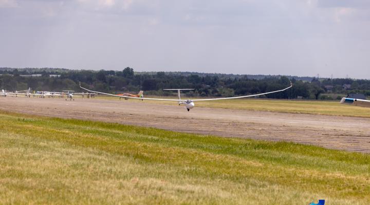40. Szybowcowe Mistrzostwa Świata FAI - start szybowca (fot. 40th World Gliding Championships with Avionic, Facebook)