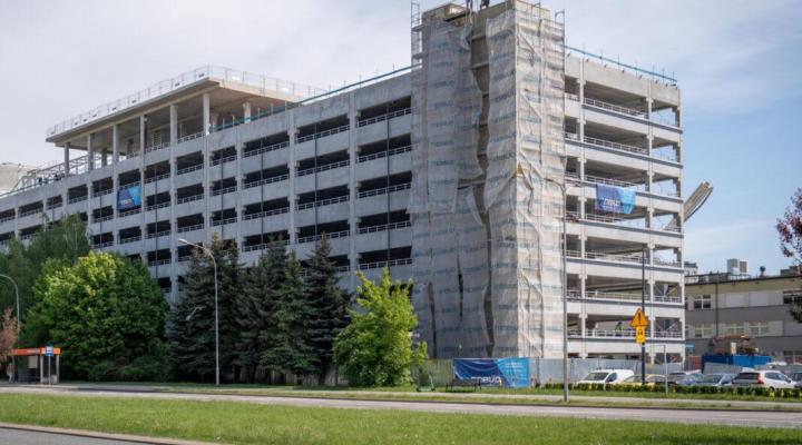 Budowa lądowiska przy KSW w Rzeszowie, fot. Biuro Prasowe UMWP