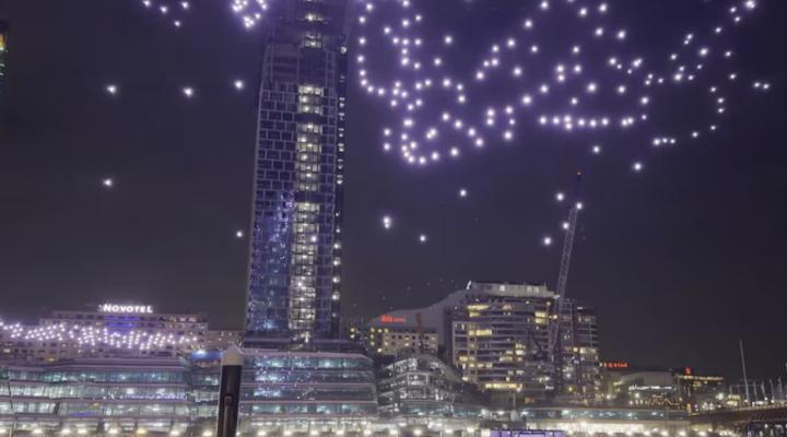 Kolizja dronów na Vivid festiwal w Sydney, fot. abc_net_au