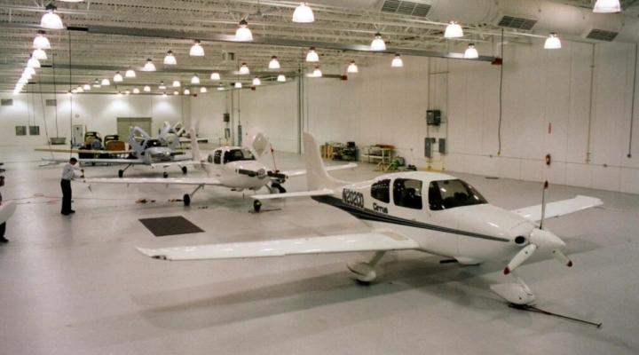 Linia produkcyjna marki Cirrus, fot. Cirrus