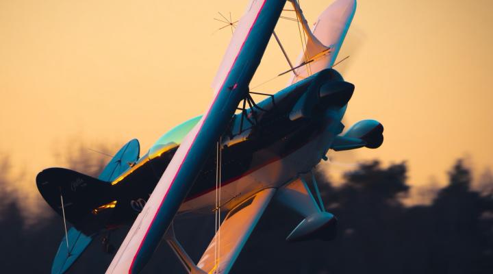 Pitts Special S-2B w locie (fot. Bartek Castelli, Facebook)