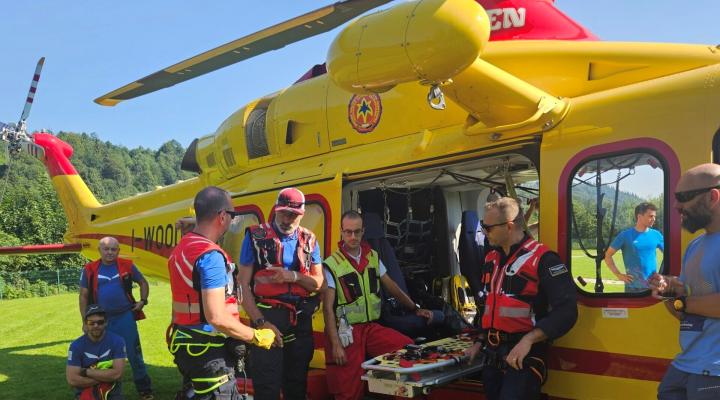 Testy śmigłowca AW139 w Tatrach (fot. TOPR)