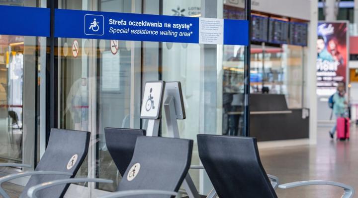 Lotnisko Chopina - strefa oczekiwania na asystę (fot. PPL)