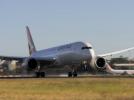 B787-9 Dreamliner linii lotniczych Qantas ląduje w Sydney (fot. kadr z filmu Qantas)